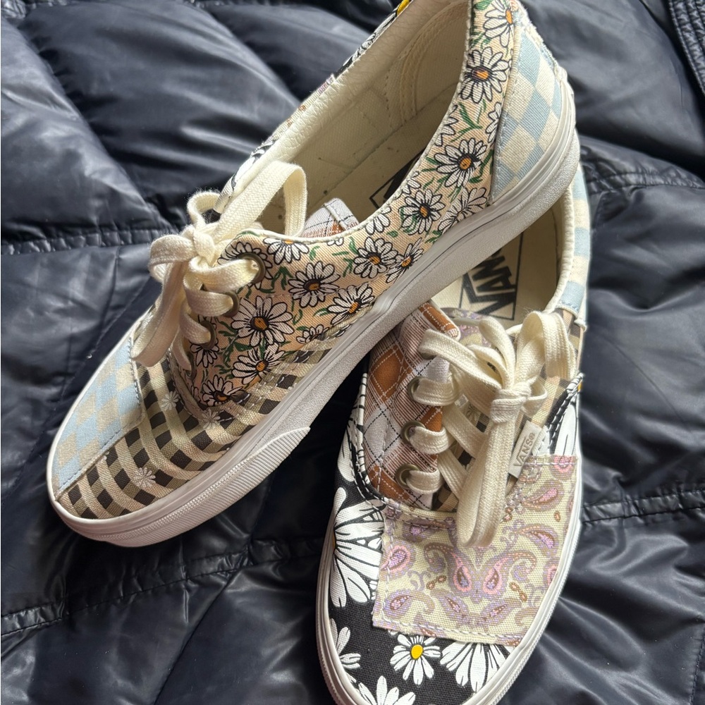 Vans Women's Floral and Checkered Sneakers